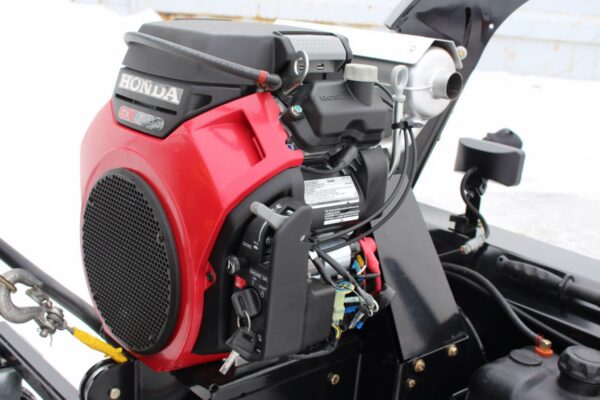 BERCOMAC profesionálna snehová fréza 54″ (138 cm), motor Honda 22 HP